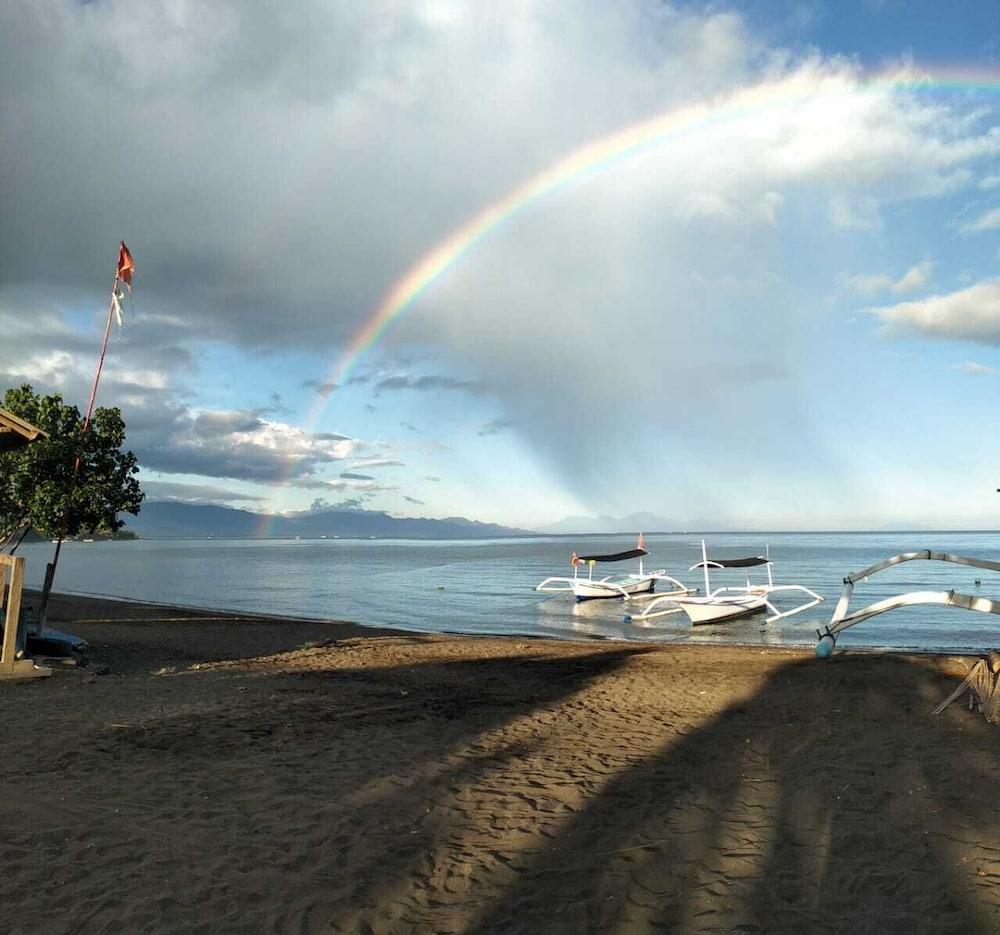 Bali Taman Beach Resort & Spa Lovina Buleleng  Екстер'єр фото