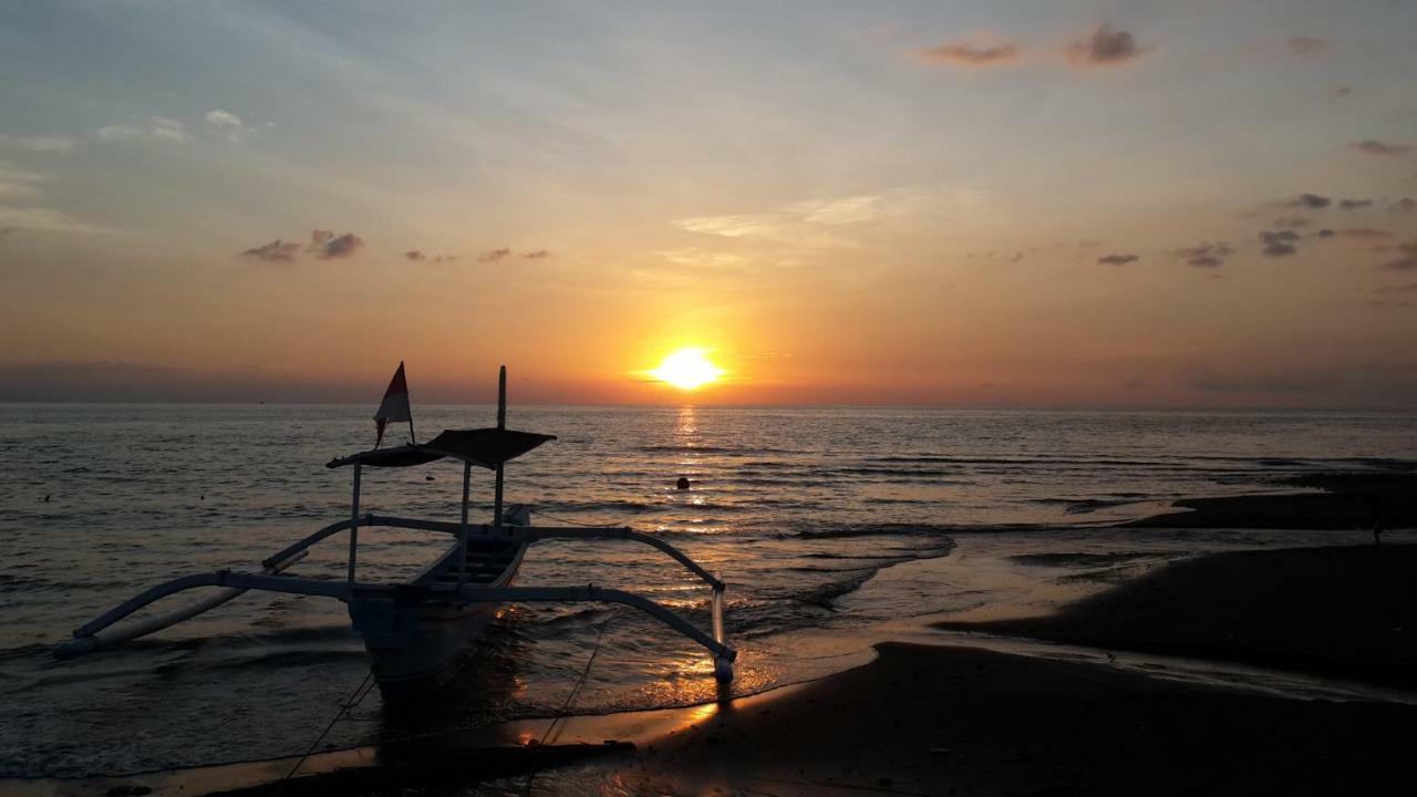 Bali Taman Beach Resort & Spa Lovina Buleleng  Екстер'єр фото